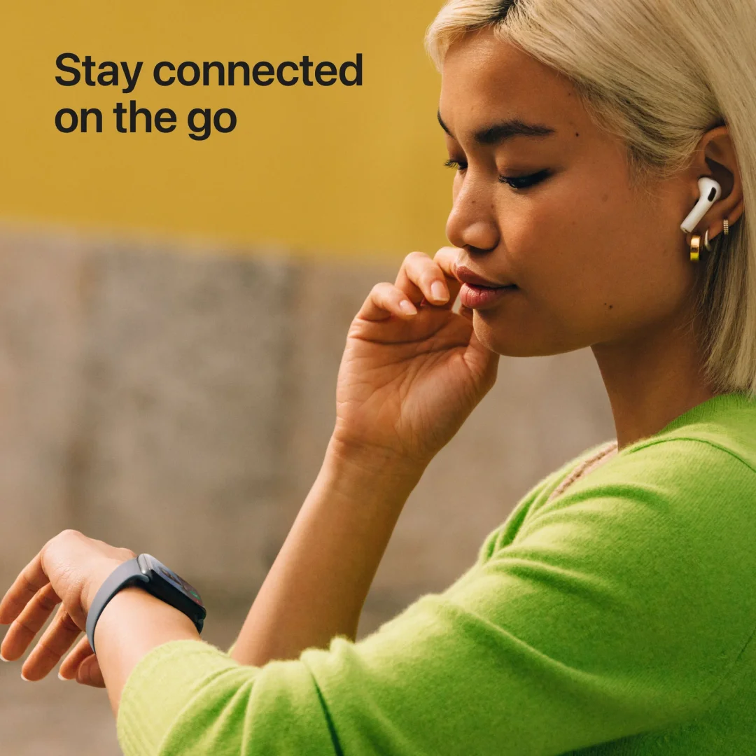 2025 Apple Watch SE Sport Band view 4